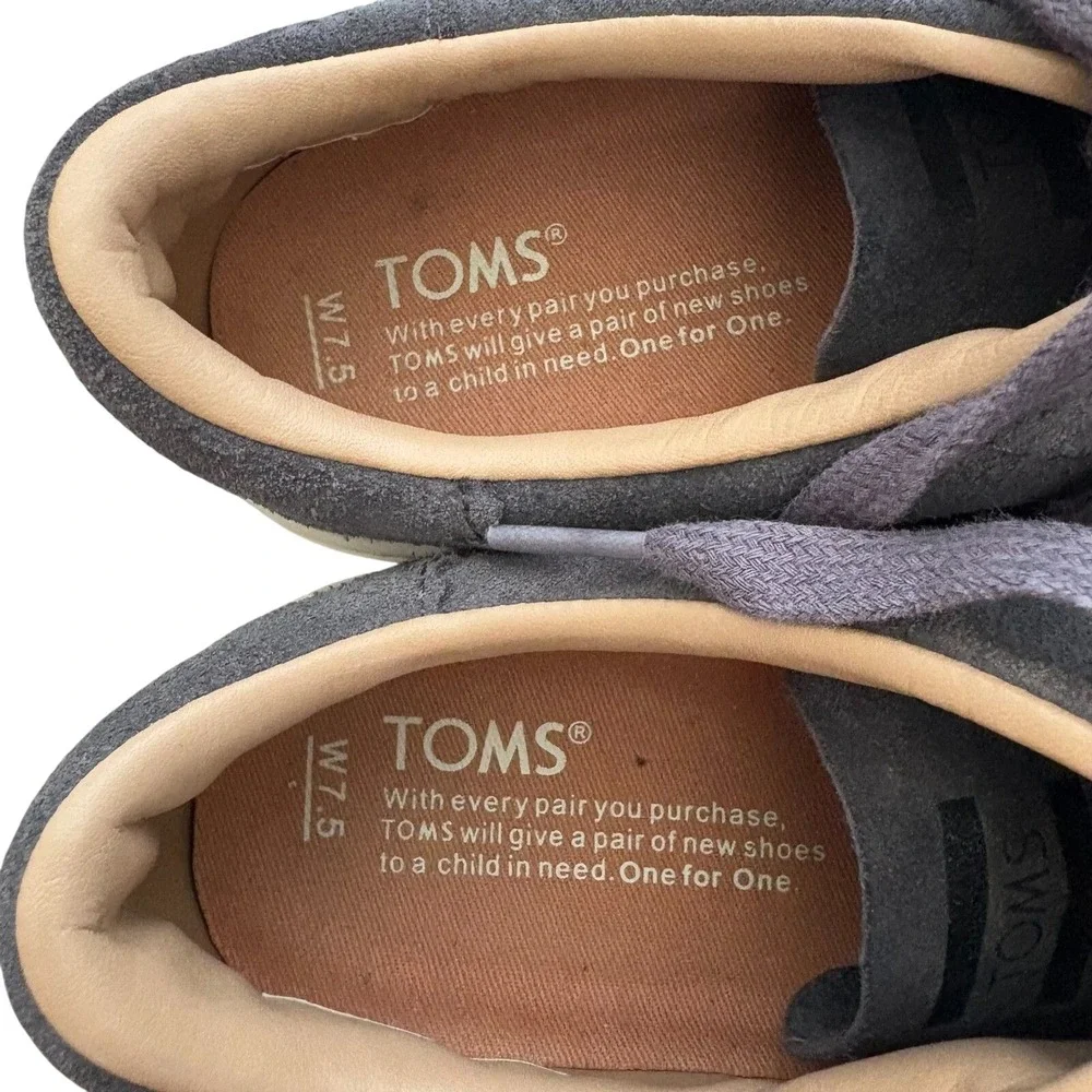 TOMS Lenox Suede Low Top Sneakers Charcoal‎ Grey Womens Size 7.5 Casual Shoes